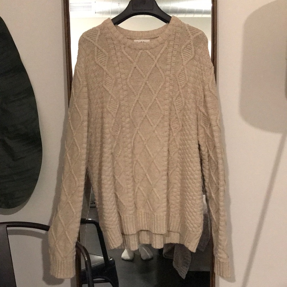 Oversized Mens Cable Knit Sweater